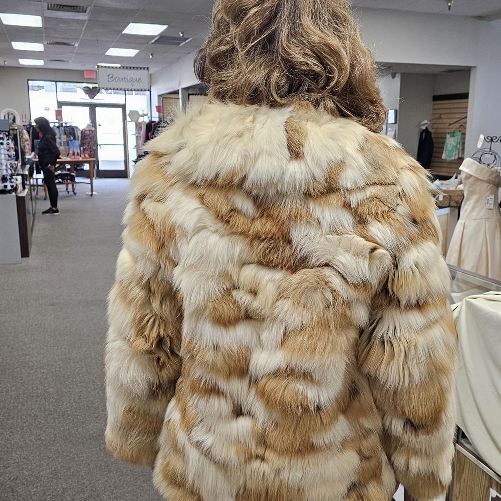 FUN VINTAGE Shaggy RED FOX Size 10 - Picture 3 of 4